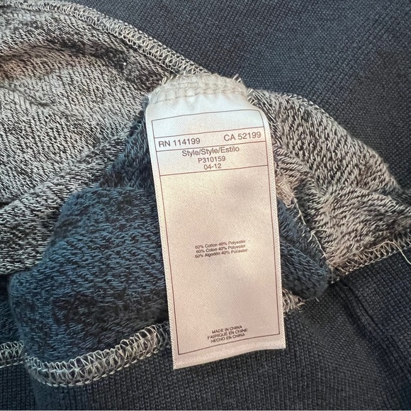 Quiksilver Men’s Sweater XL Black Gray Knit Crewneck Limited Collection - Picture 8 of 8